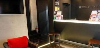Livemax Higashi Ginza 东京